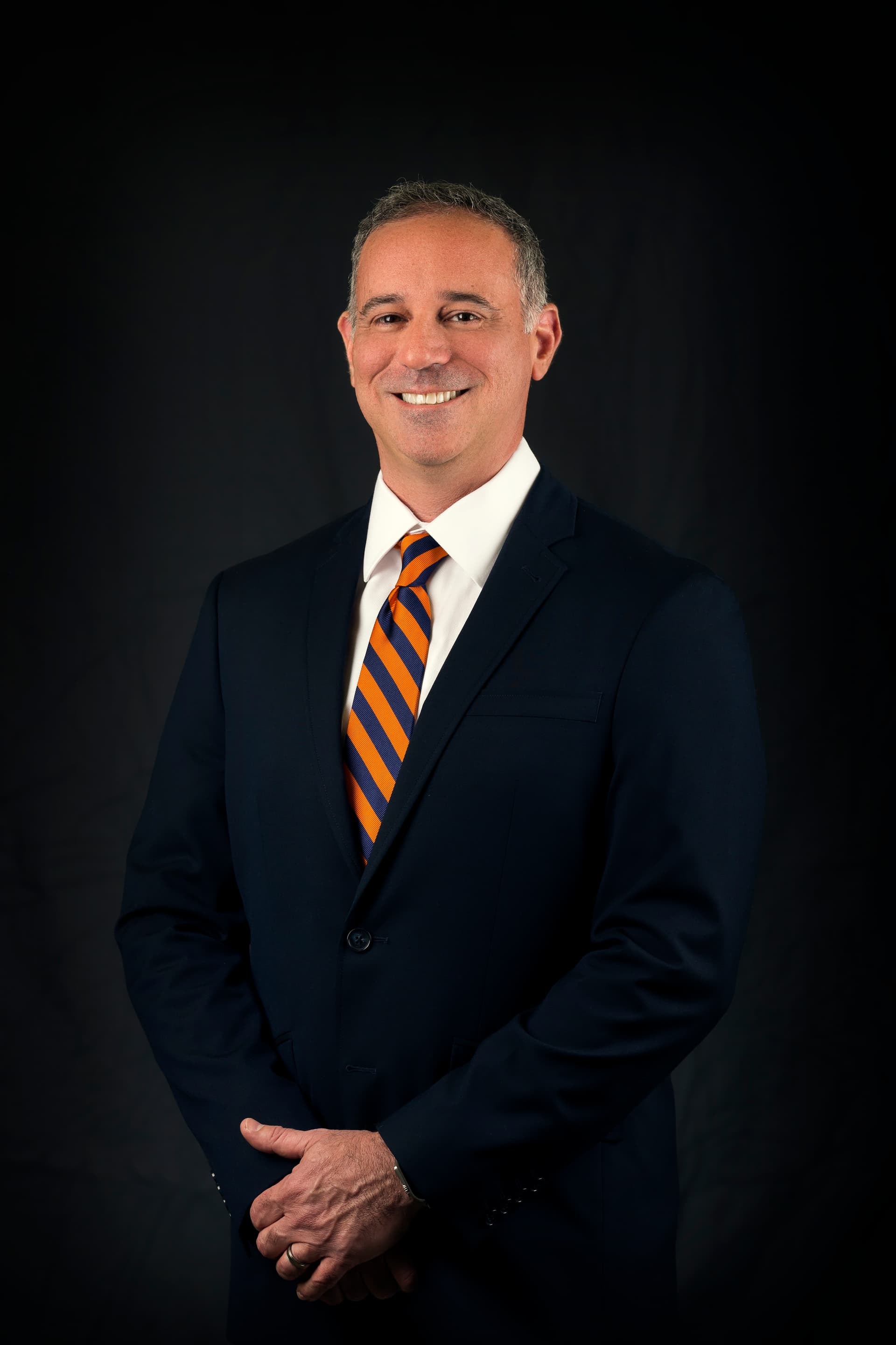Dr. Robert Meadows, D.C.